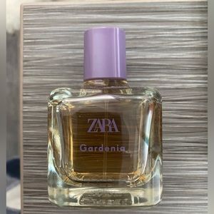 Zara✨ Gardinia perfume